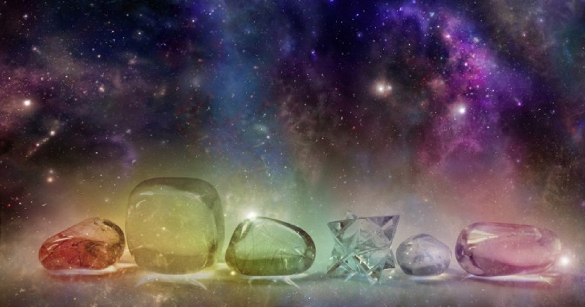 12 Healing Crystals & Ways You Can Use Them In Your Life