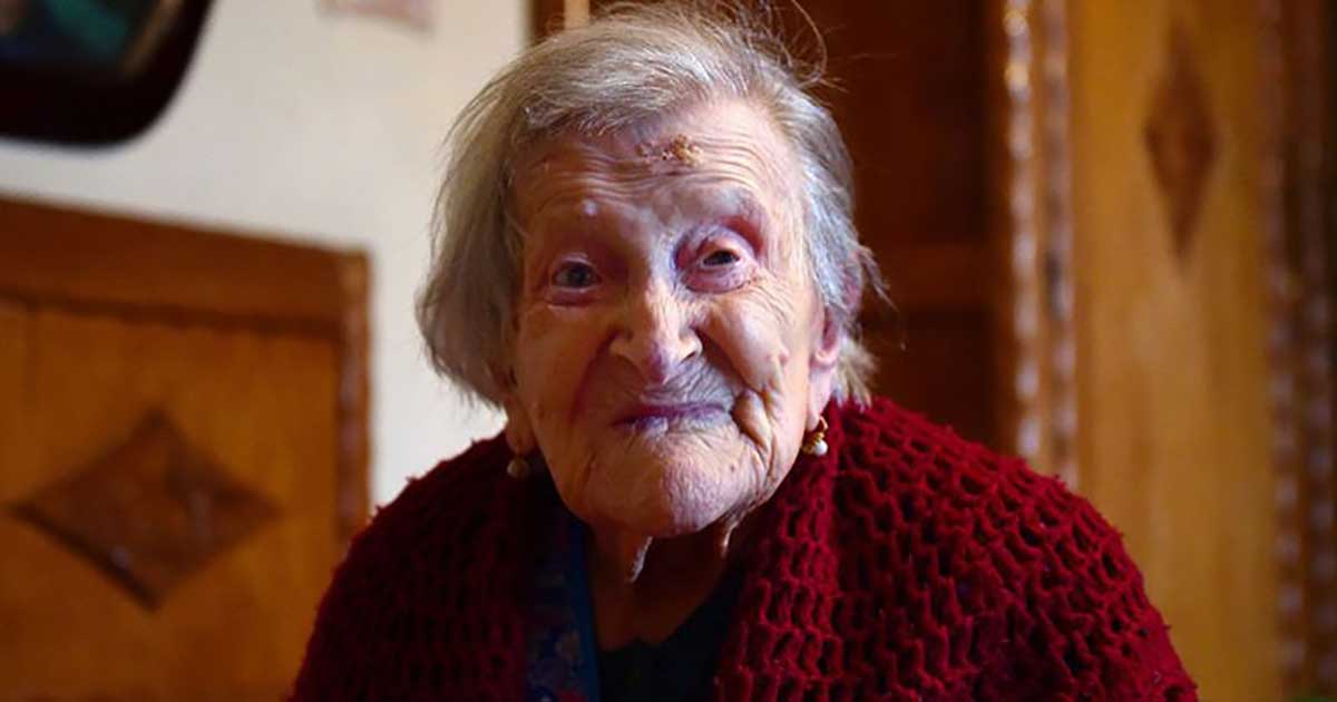 What Does The World’s Oldest Person Ate Every Day?